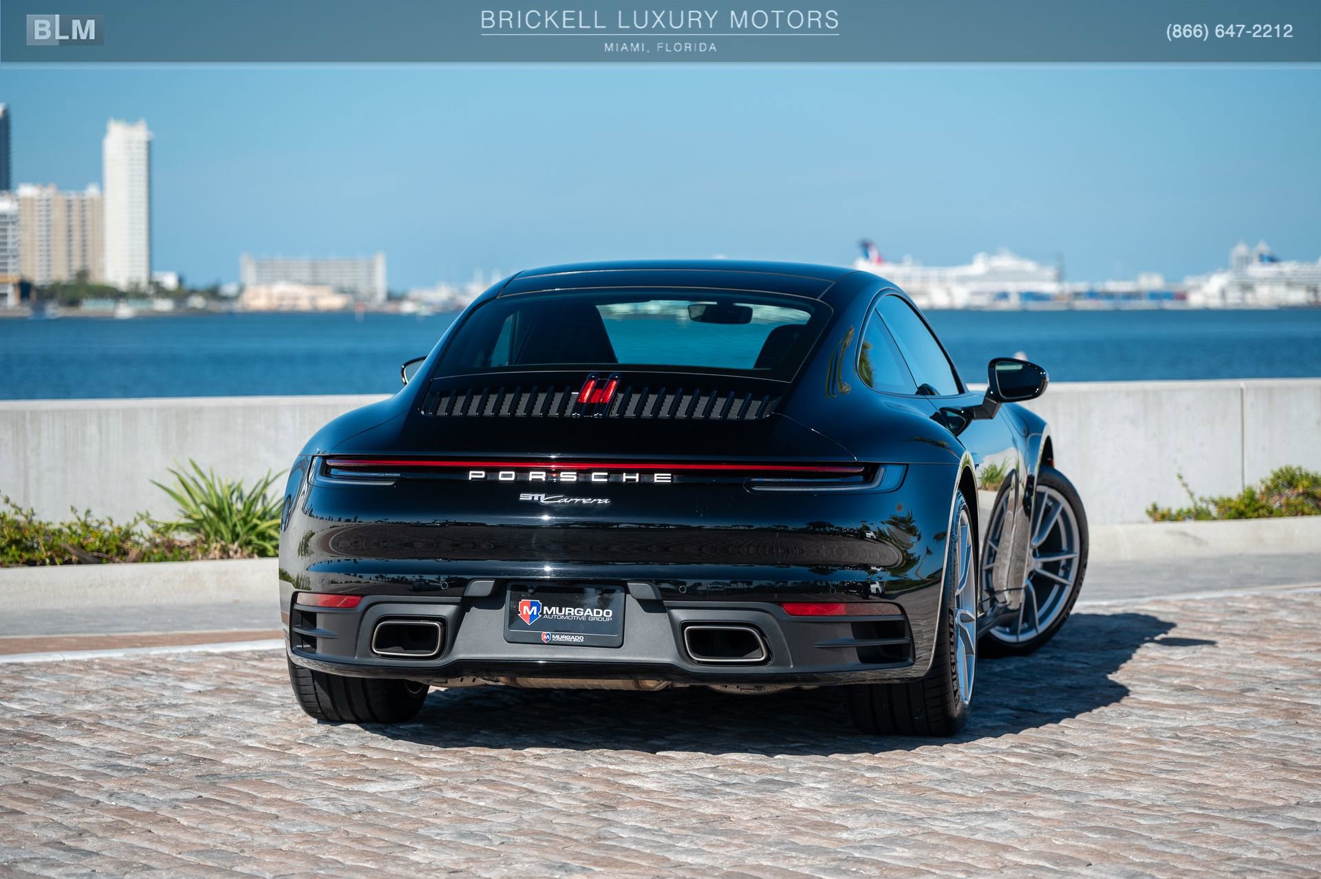Used 2022 Porsche 911 Carrera image 3