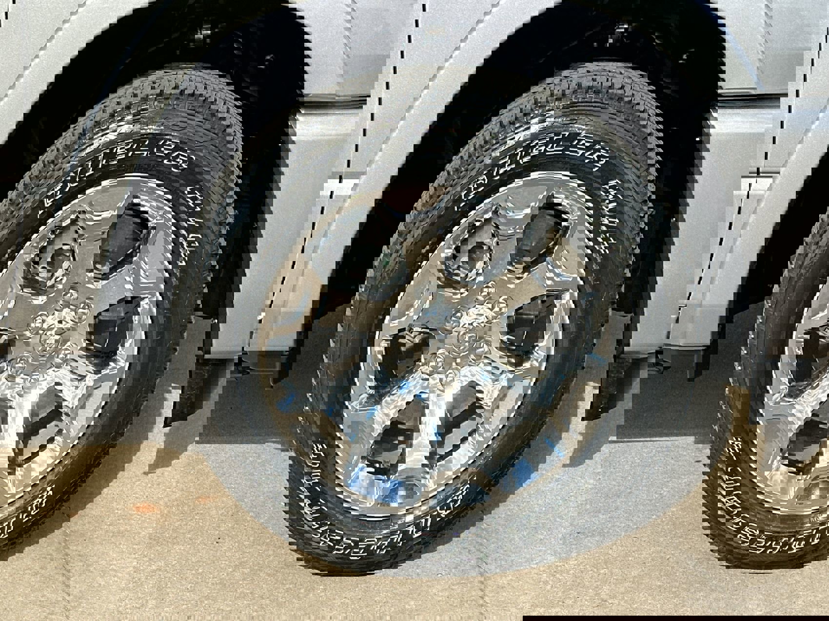 Used 2025 RAM 1500 Lone Star image 10