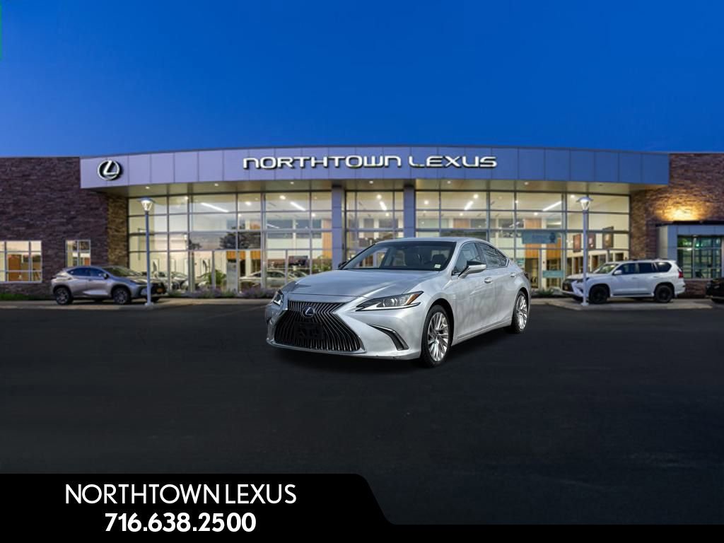 Used 2020 Lexus ES 300h w/ Accessory Package 2