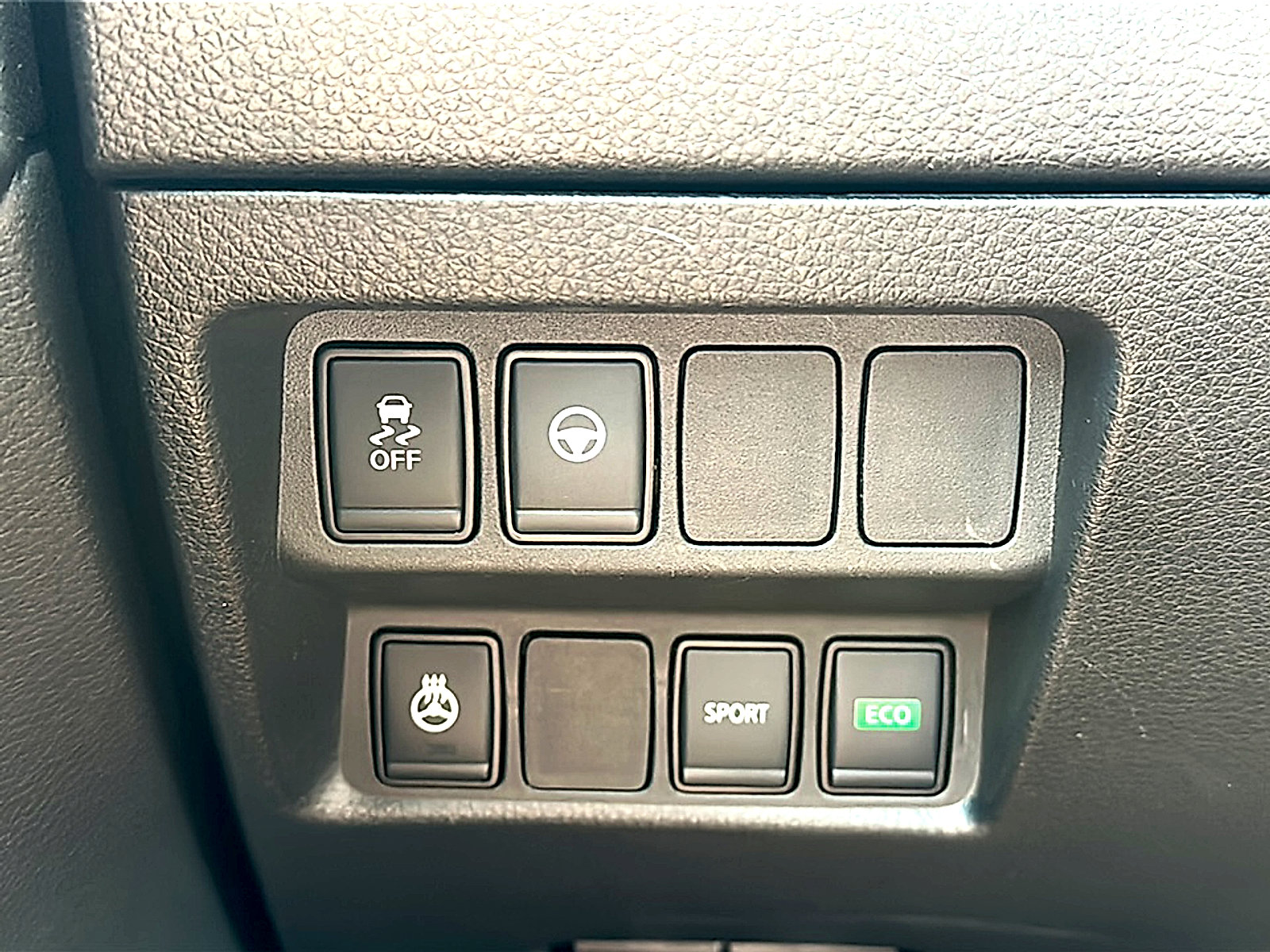 Used 2022 Nissan Rogue Sport SV w/ Technology Package FWD image 36