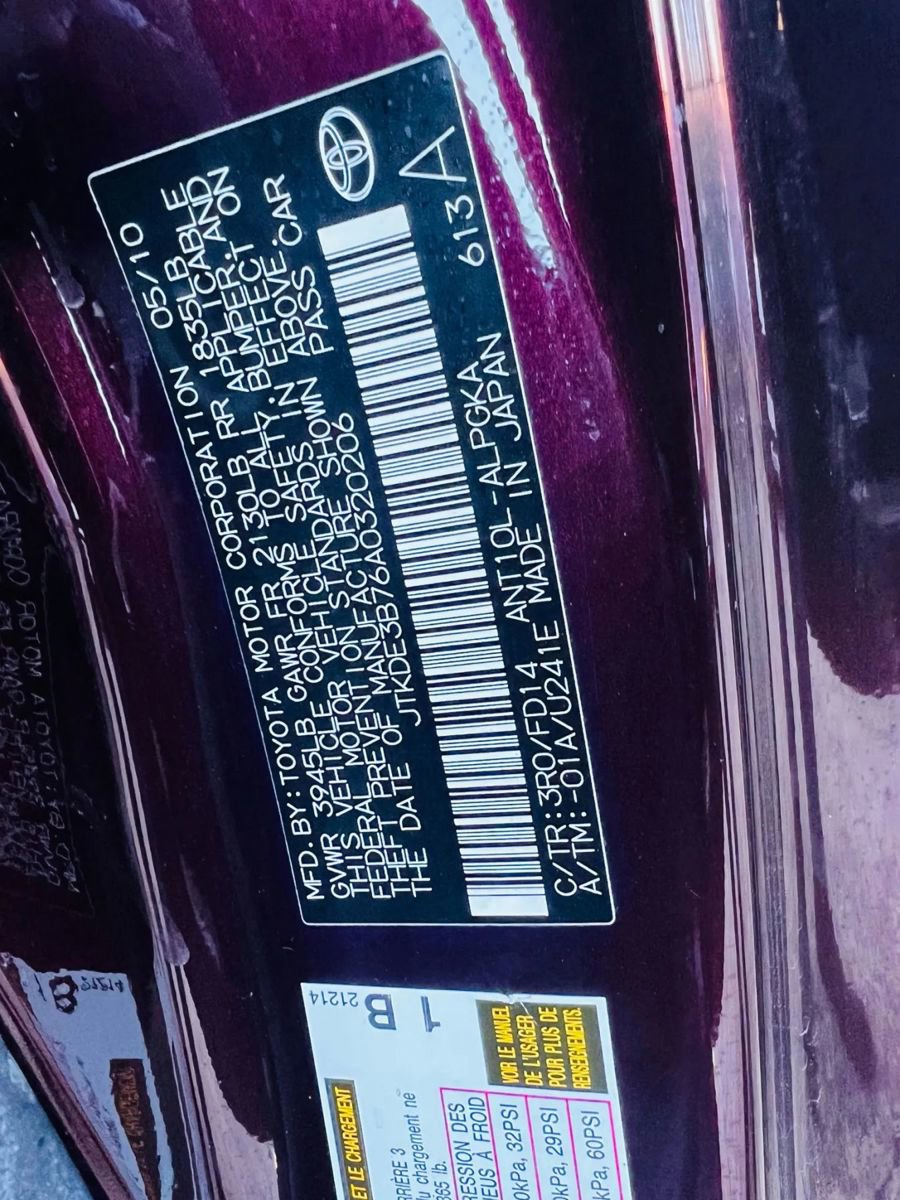 Used 2010 Scion tC image 21