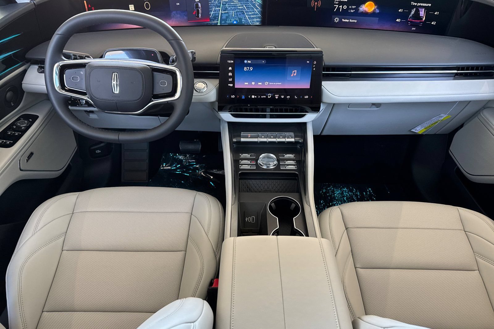 New 2026 Lincoln Nautilus Premier w/ Equipment Group 102A AWD/4WD image 10
