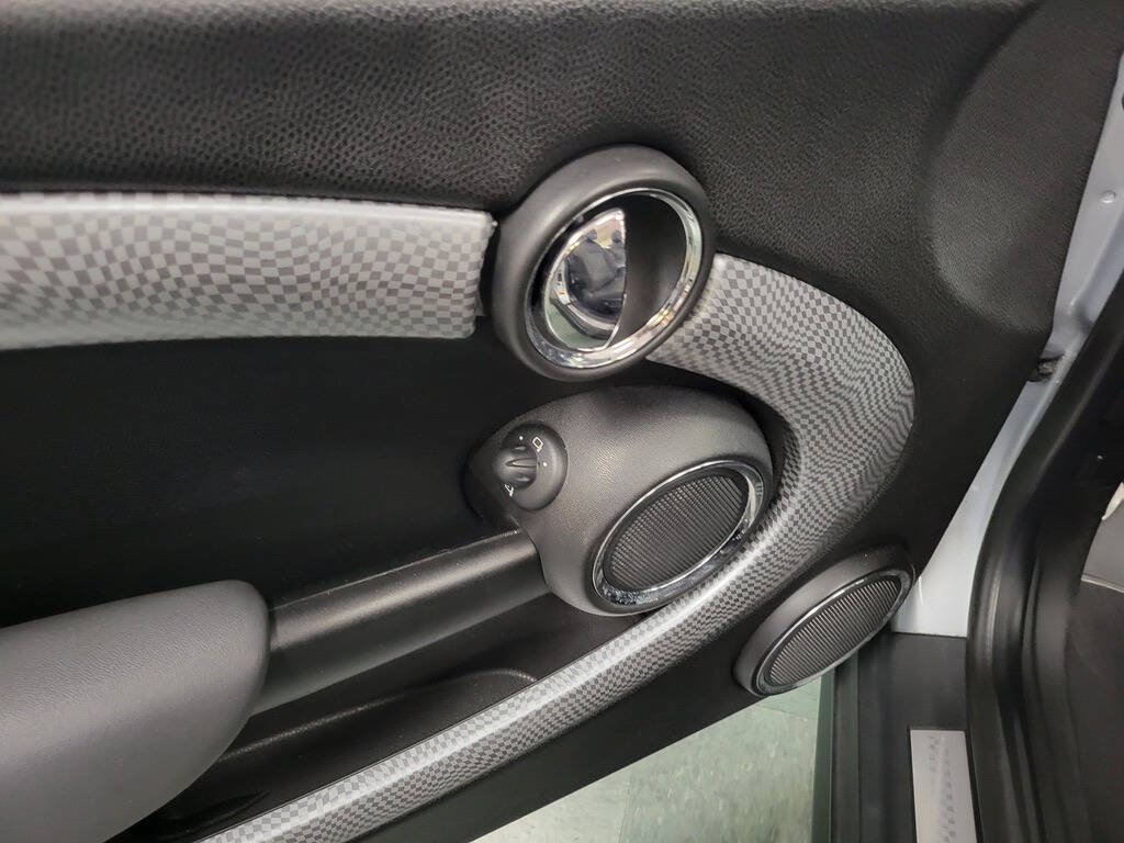 Used 2010 MINI Cooper S FWD image 38