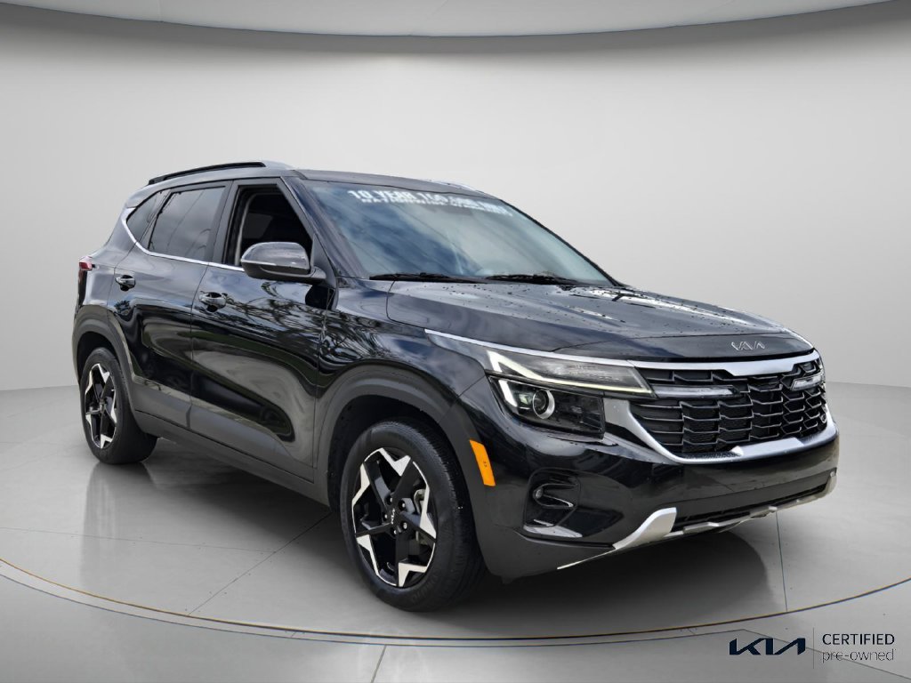 Certified 2025 Kia Seltos EX FWD image 9