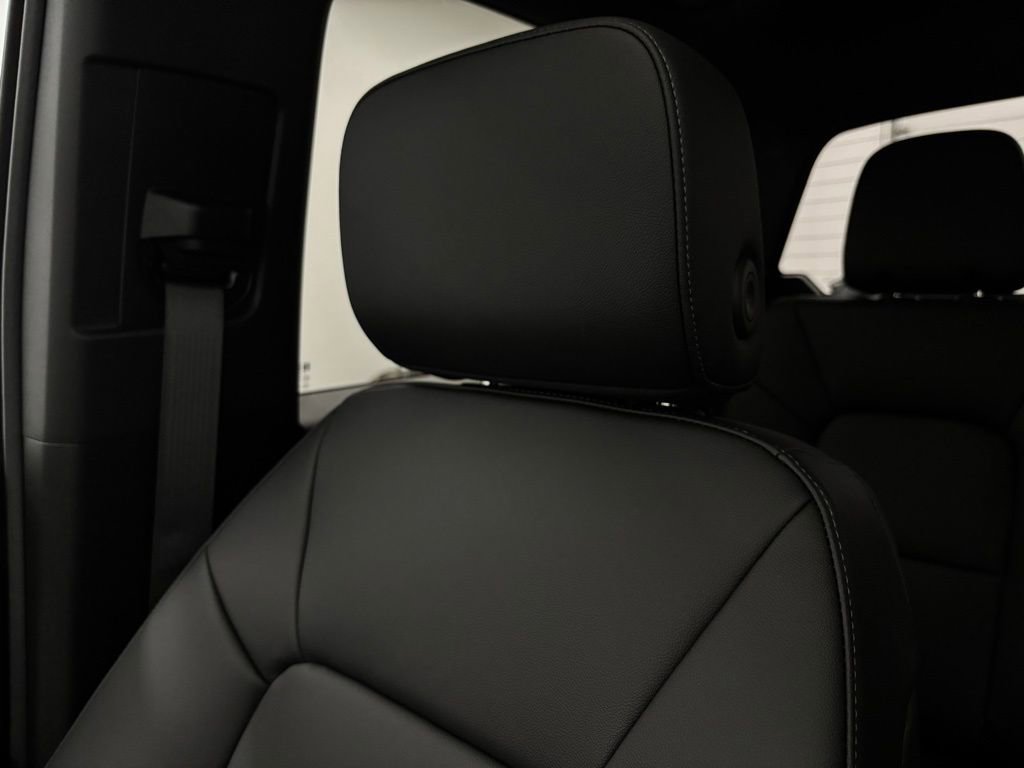 New 2026 GMC Canyon Elevation w/ Convenience Package image 37