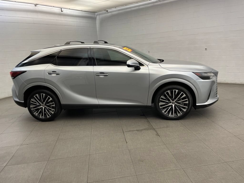 Used 2023 Lexus RX 350 Premium Plus w/ Accessory Package (Z1) FWD image 3
