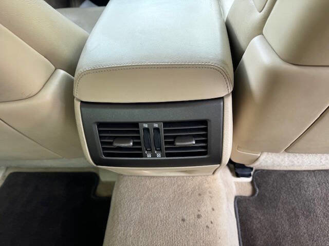 Used 2012 Lexus LS 460 image 21