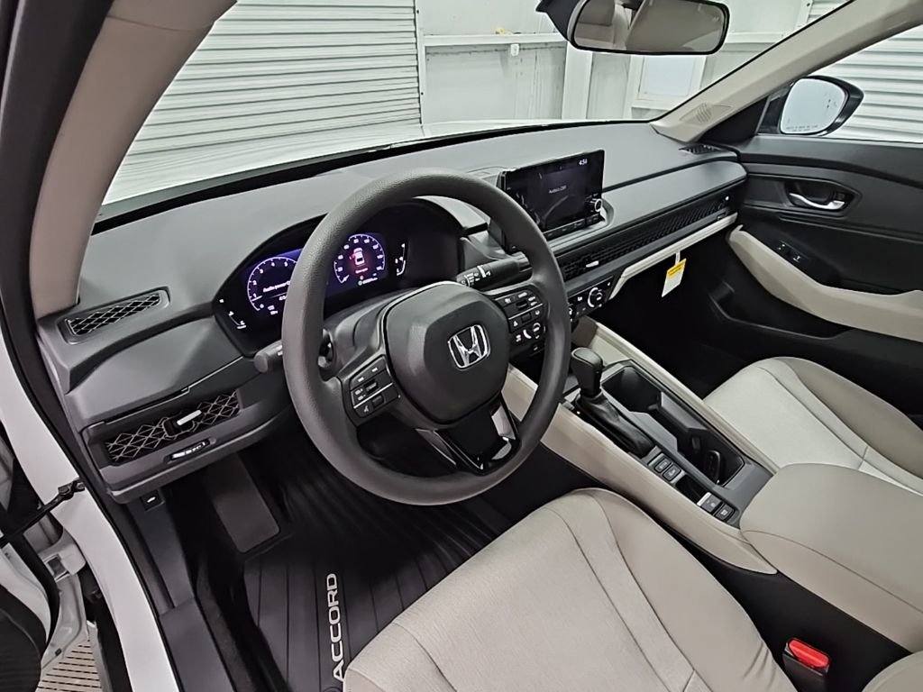 New 2025 Honda Accord SE image 11
