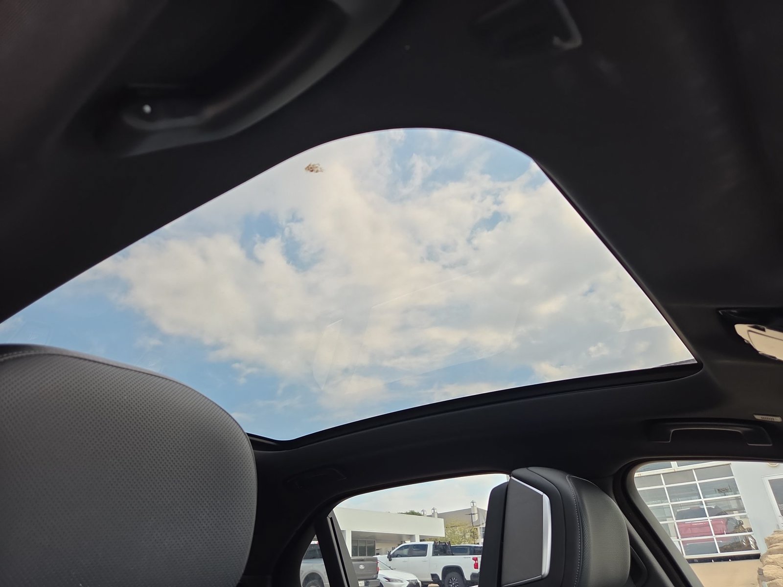 Used 2024 BMW i7 eDrive50 RWD image 19