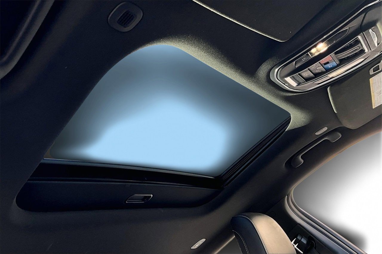 Certified 2022 Jeep Grand Cherokee L Laredo image 14