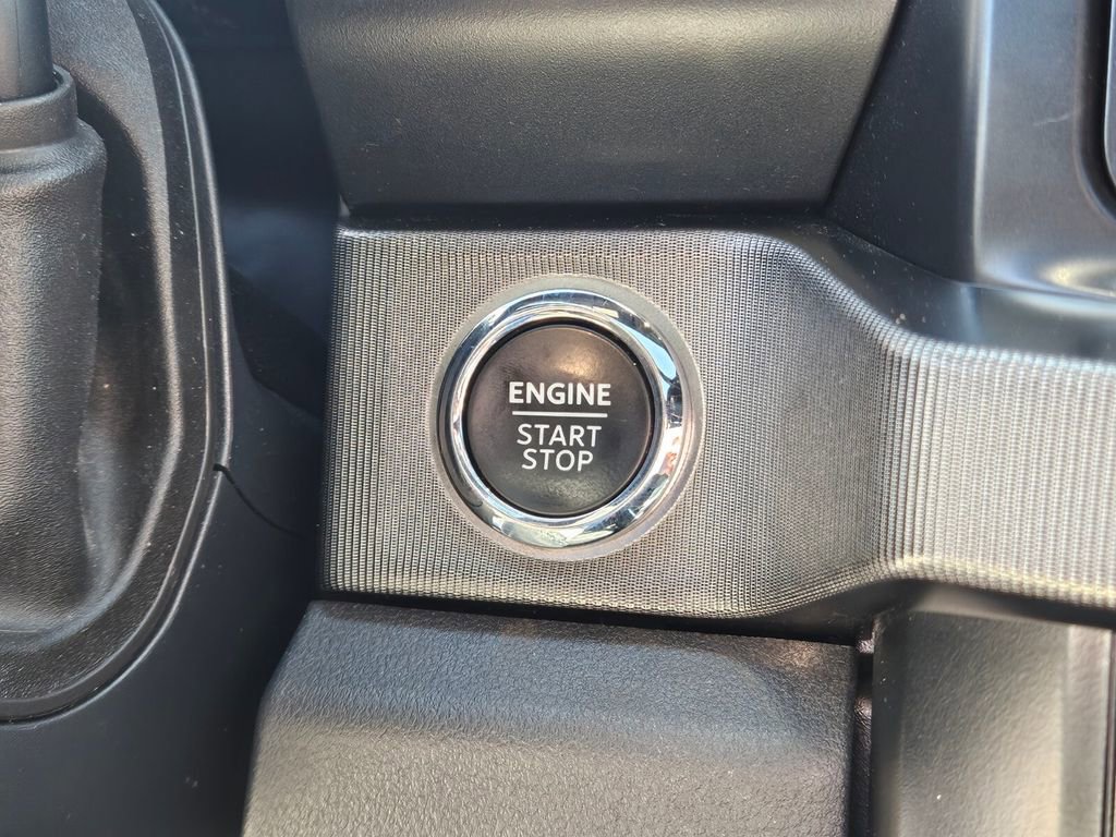 Used 2024 Ford F250 Platinum w/ Tremor Off-Road Package image 23