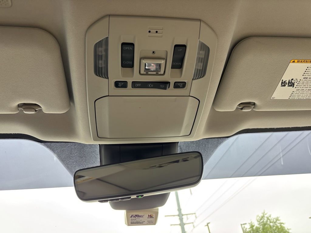 Used 2020 Toyota Highlander Limited AWD/4WD image 21