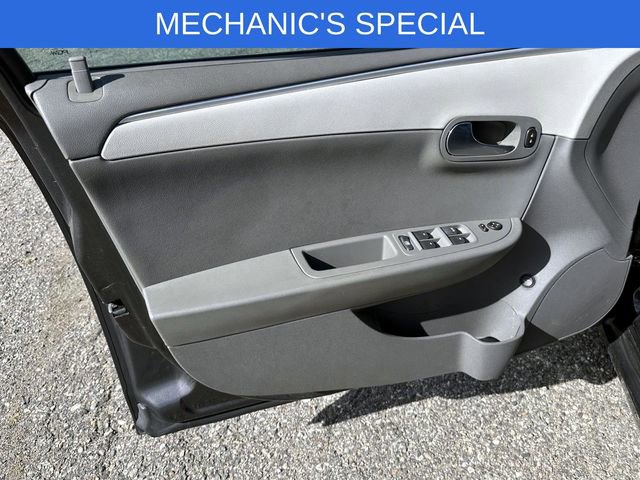 Used 2011 Chevrolet Malibu LS image 13