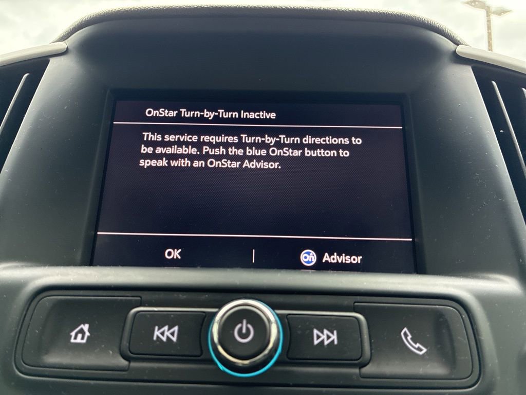 Used 2024 GMC Terrain SLE w/ Driver Convenience Package image 17