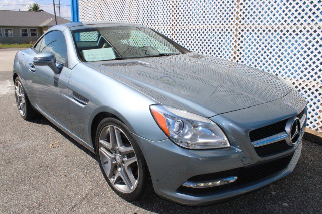 Used 2013 Mercedes-Benz SLK 250 image 2