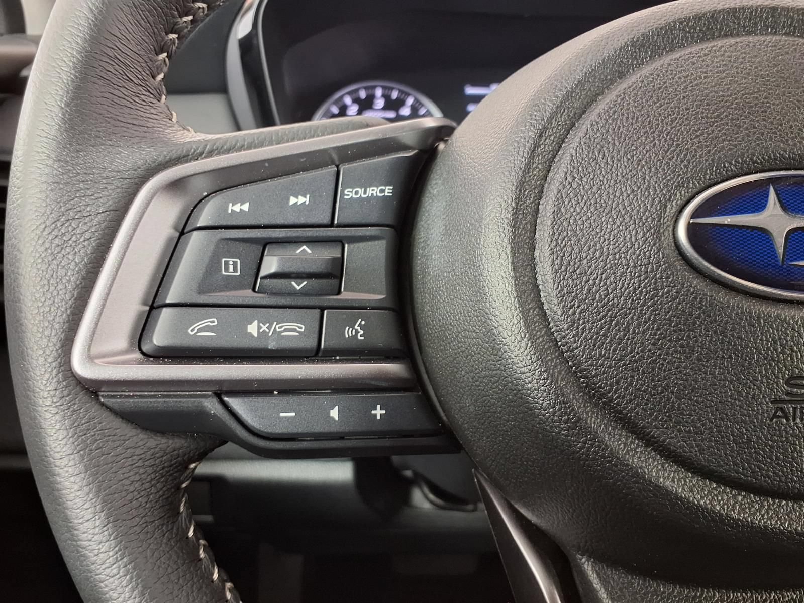 Certified 2025 Subaru Outback Premium AWD/4WD image 15