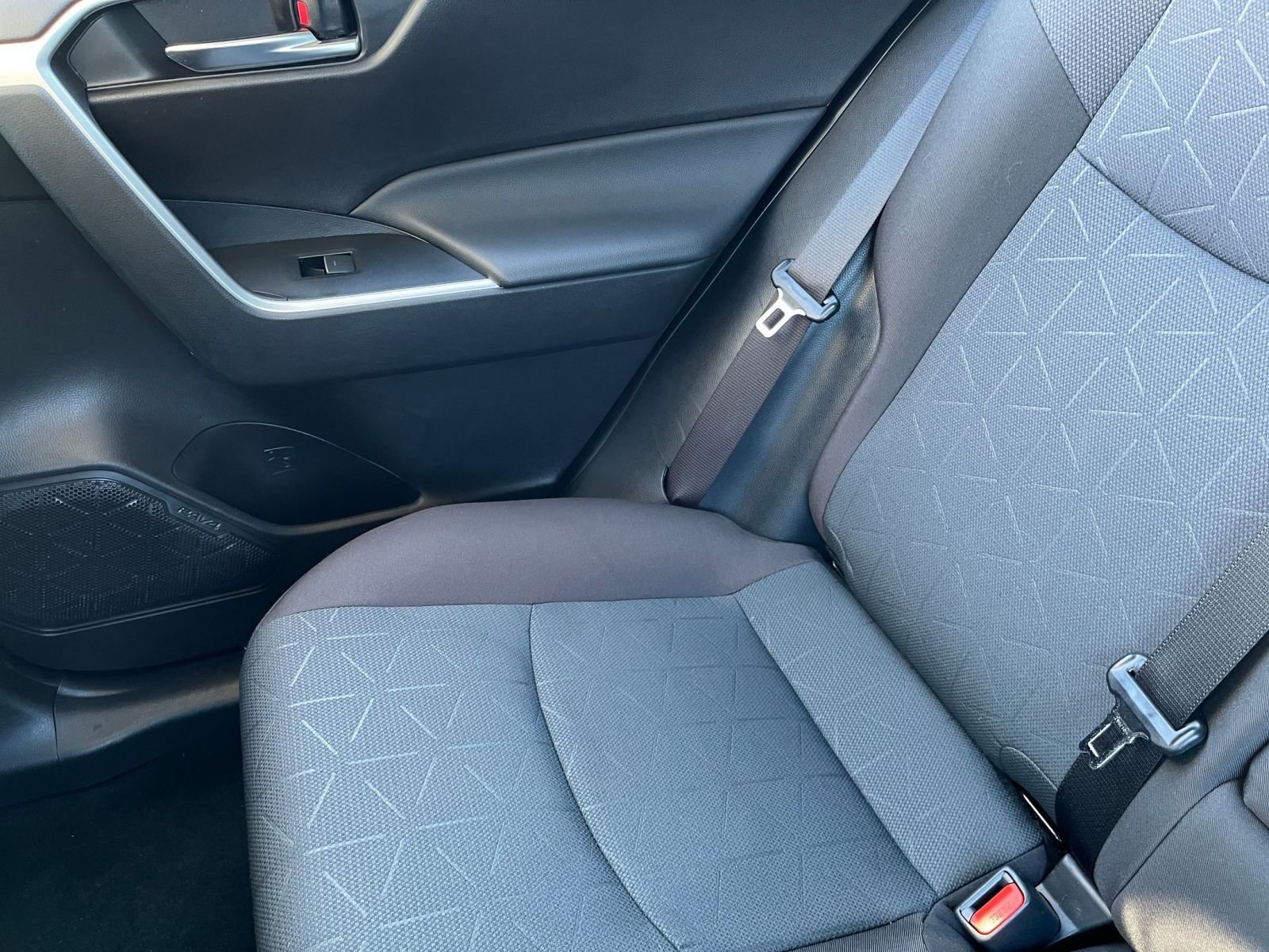 Used 2025 Toyota RAV4 XLE w/ Convenience Package image 42