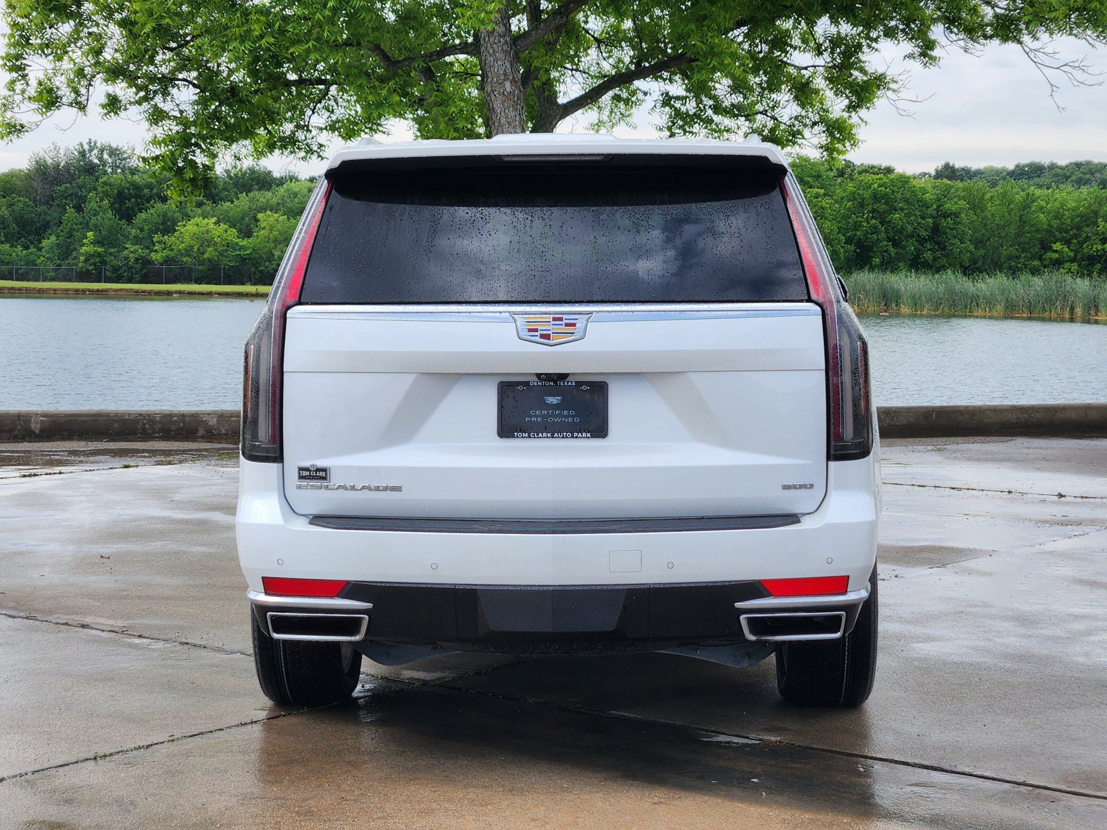 Certified 2023 Cadillac Escalade Premium Luxury w/ Performance Package AWD/4WD image 33