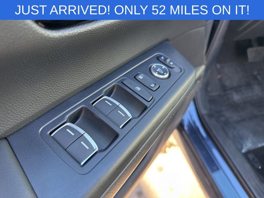 Used 2026 Honda CR-V EX-L image 11