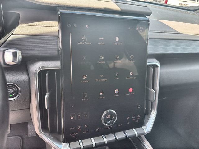 Certified 2026 GMC Acadia Elevation w/ Elevation Premium Package FWD image 13