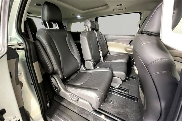 New 2026 Kia Carnival SX FWD image 11
