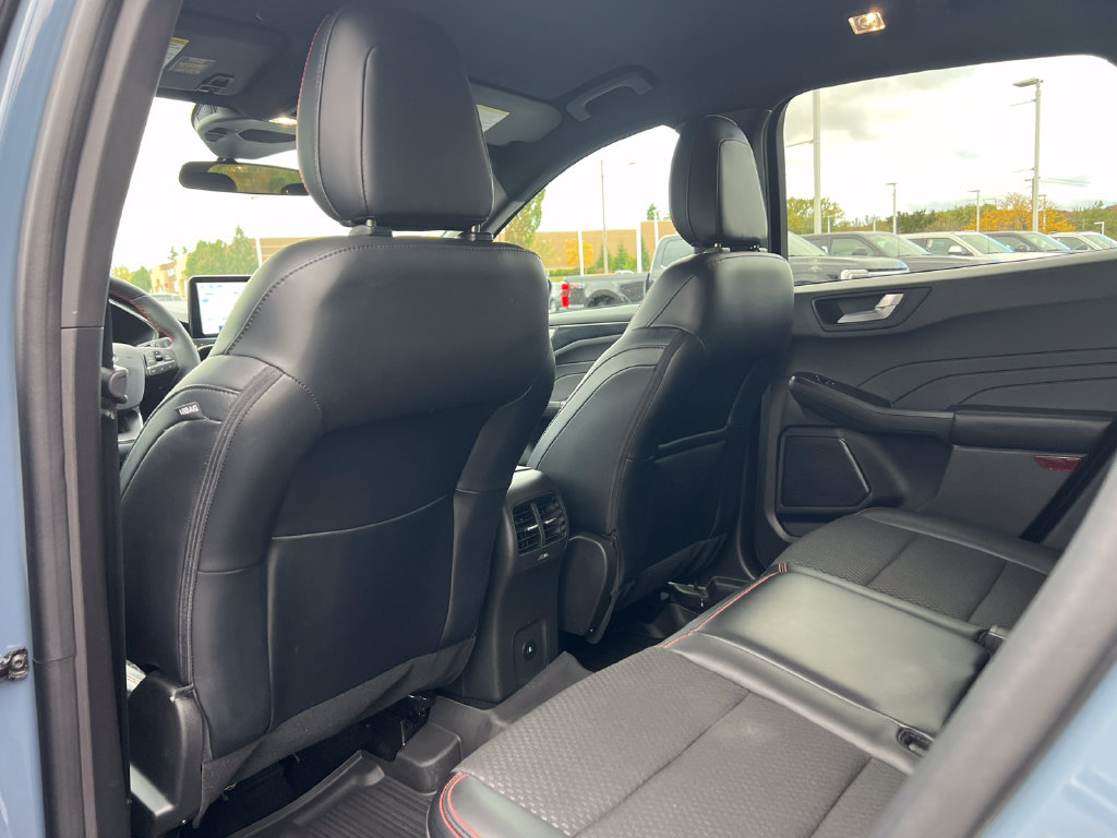 Certified 2023 Ford Escape ST-Line AWD/4WD image 32