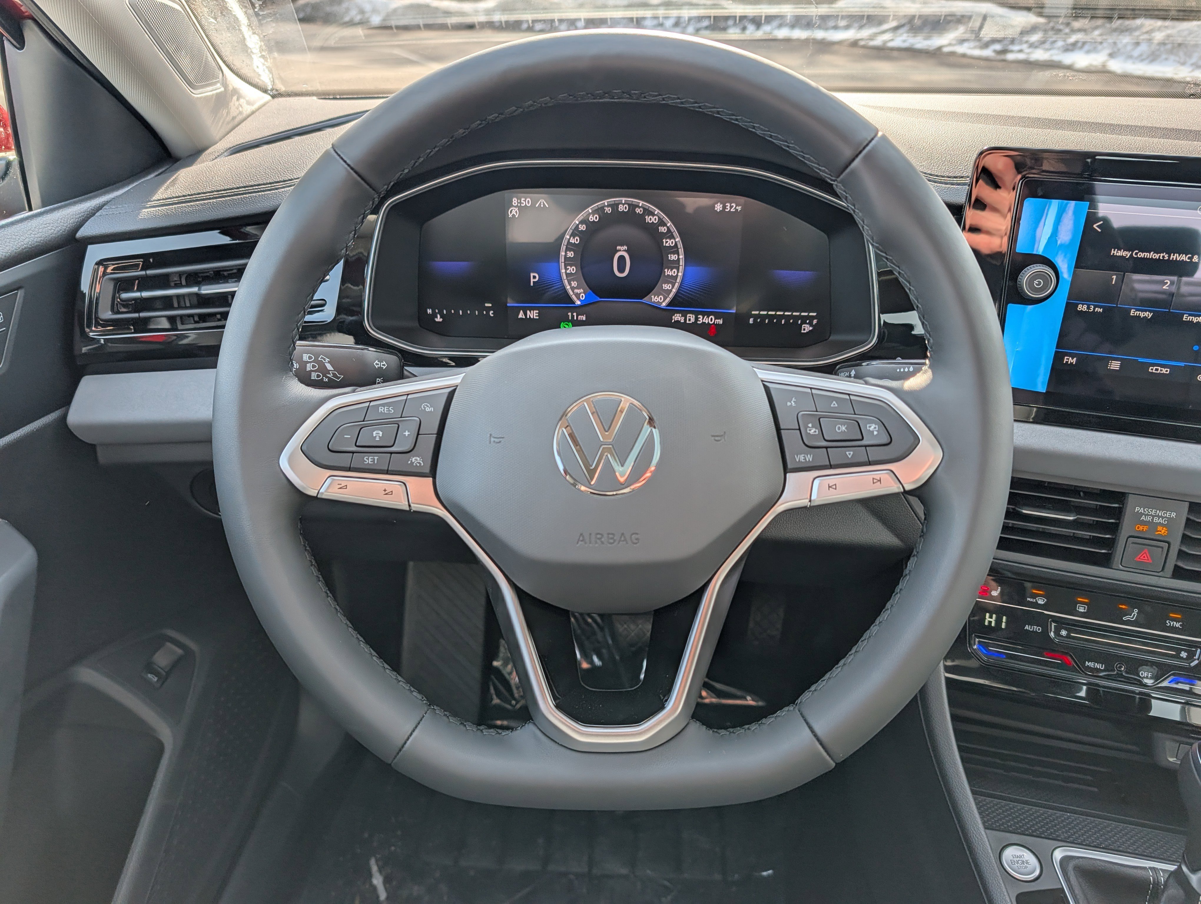 New 2026 Volkswagen Jetta SE FWD image 9