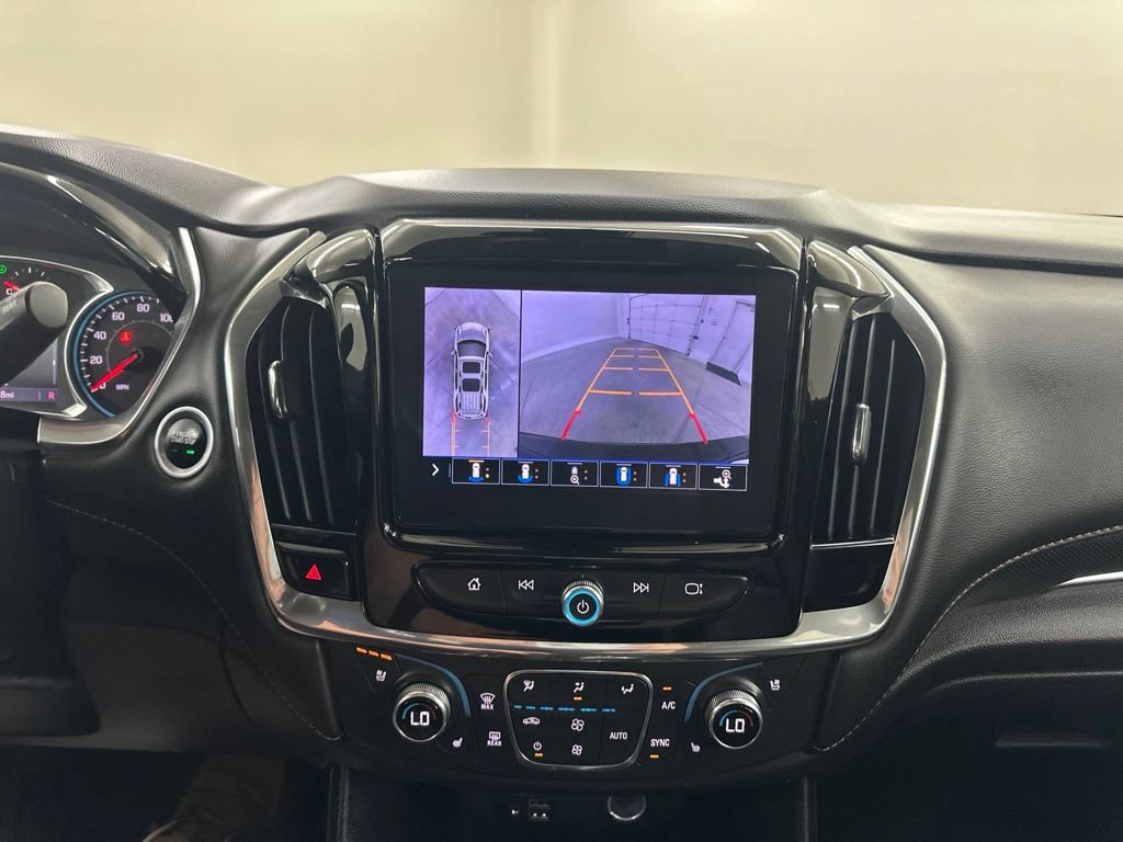 Used 2021 Chevrolet Traverse Premier w/ Redline Edition AWD/4WD image 46
