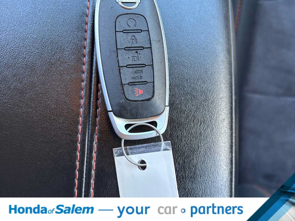 Used 2025 Nissan Sentra SR FWD image 20