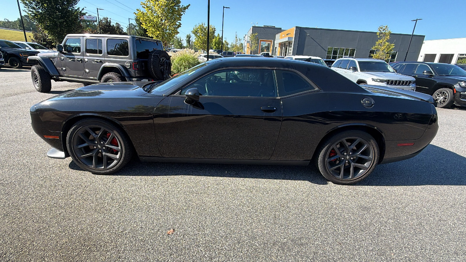 Used 2023 Dodge Challenger GT w/ Plus Package RWD image 11