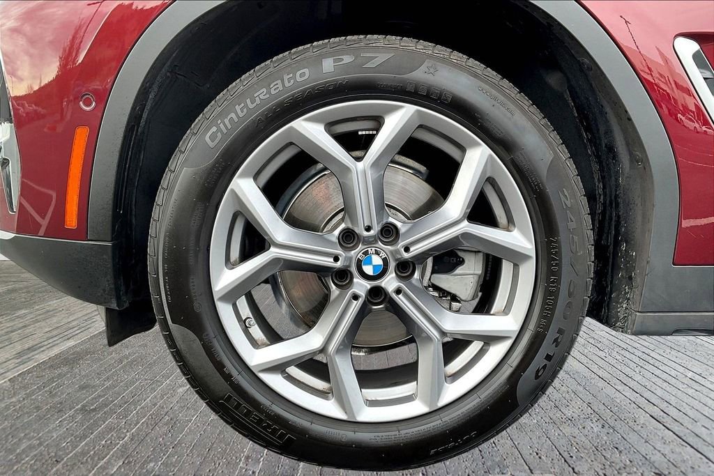 Used 2025 BMW X4 xDrive30i w/ Premium Package image 34