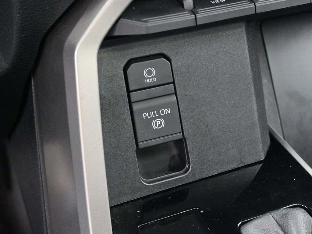 Used 2025 Toyota Tundra Limited image 20