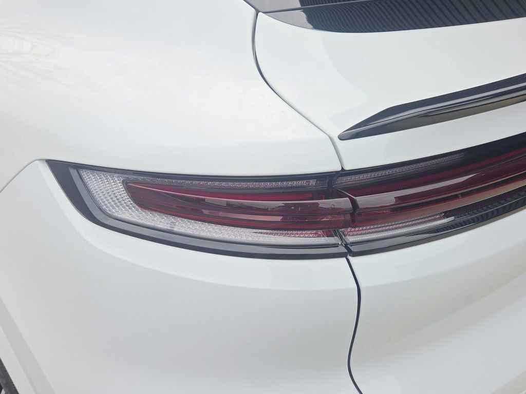 Certified 2025 Porsche Cayenne Coupe image 26