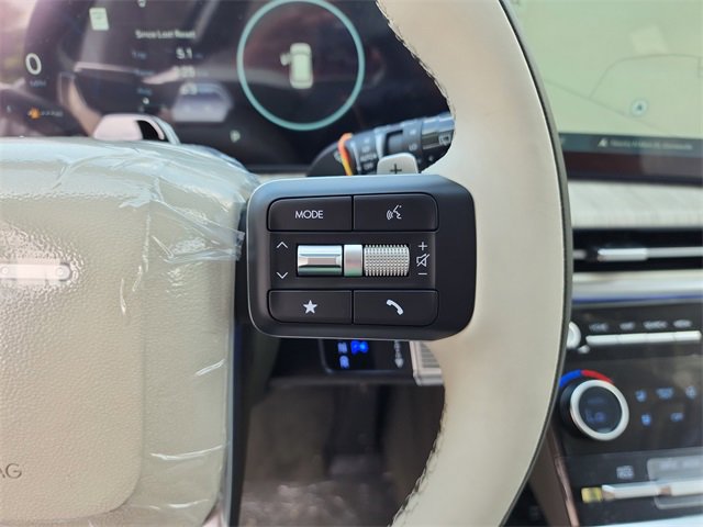 New 2025 Hyundai Santa Fe Calligraphy image 28