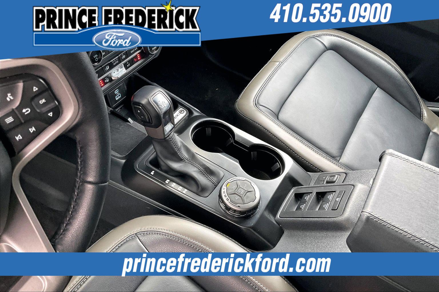 Used 2025 Ford Bronco Outer Banks image 16