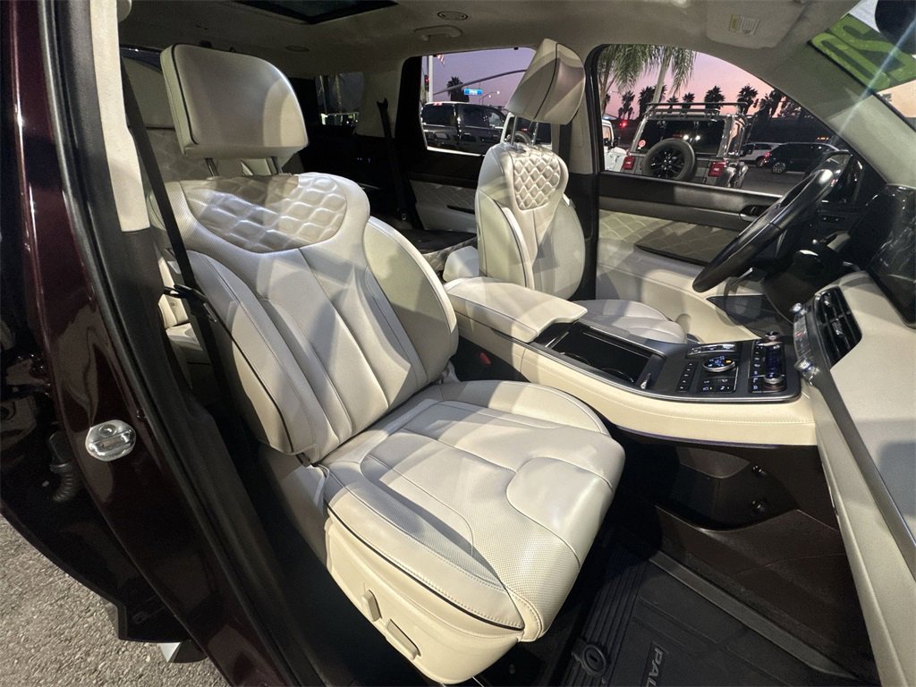 Used 2020 Hyundai Palisade Limited w/ Winter Weather Package image 28