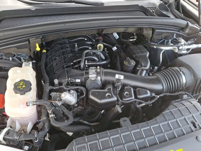 Used 2023 Jeep Grand Cherokee Limited w/ Luxury Tech Group II AWD/4WD image 28