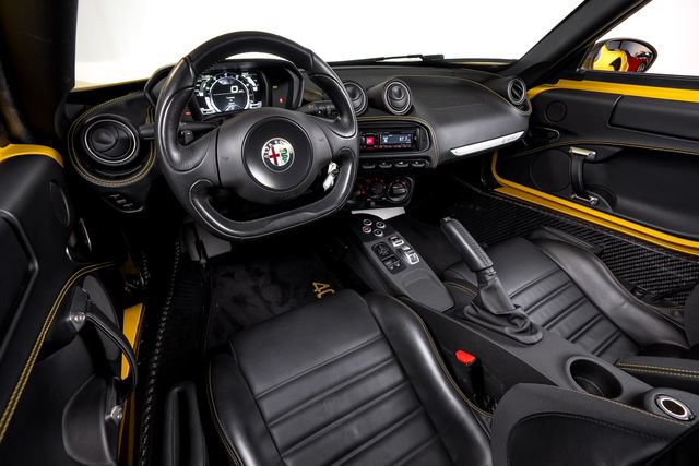 Used 2016 Alfa Romeo 4C Spider w/ Spider Track Package 4 RWD image 21