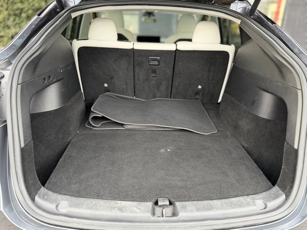 Used 2021 Tesla Model Y Performance image 18
