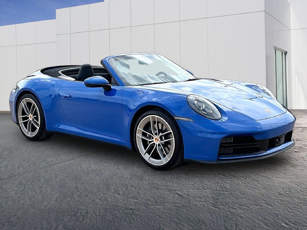 Certified 2025 Porsche 911 Carrera RWD image 9