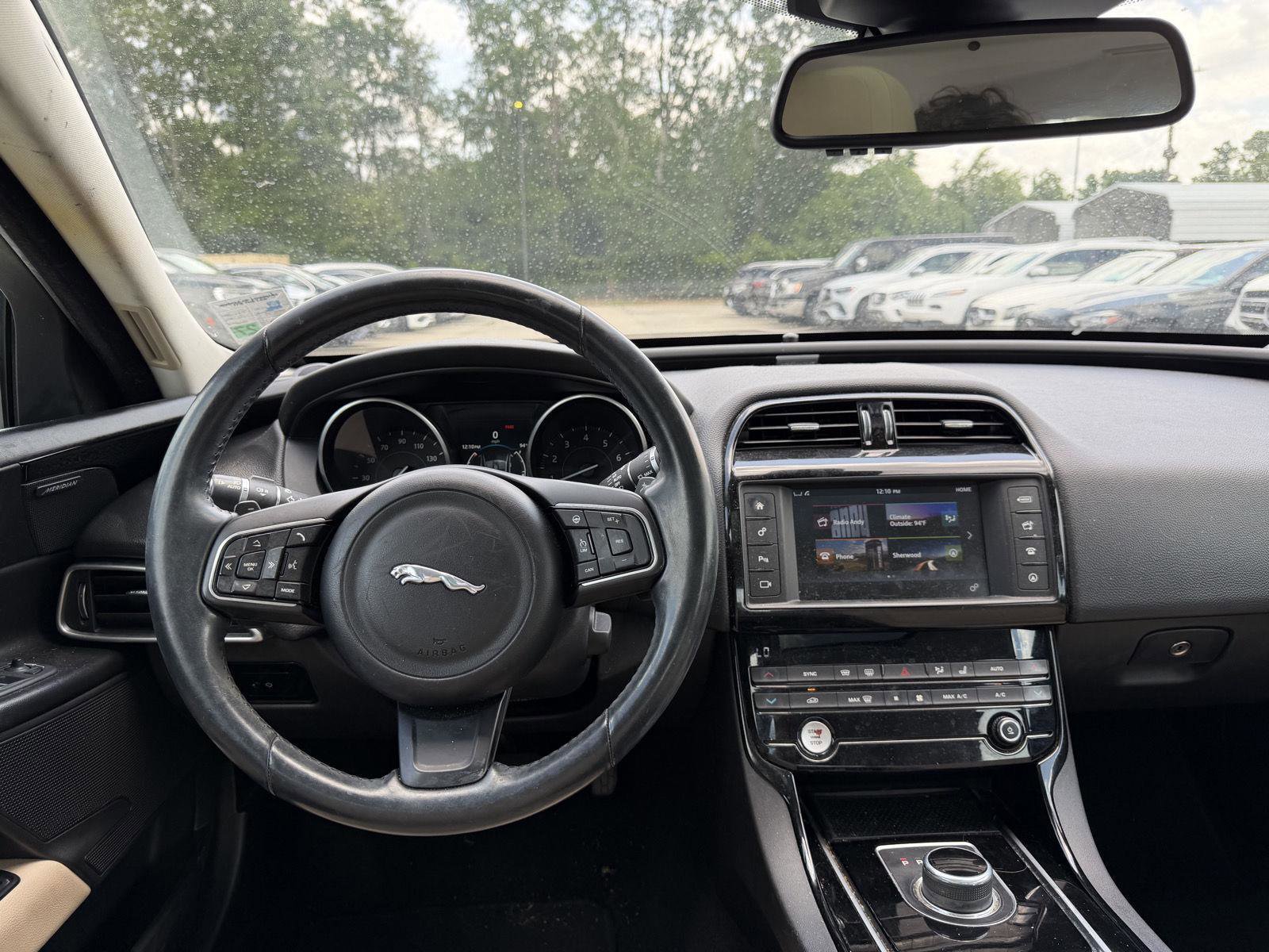 Used 2017 Jaguar XE Premium RWD image 16