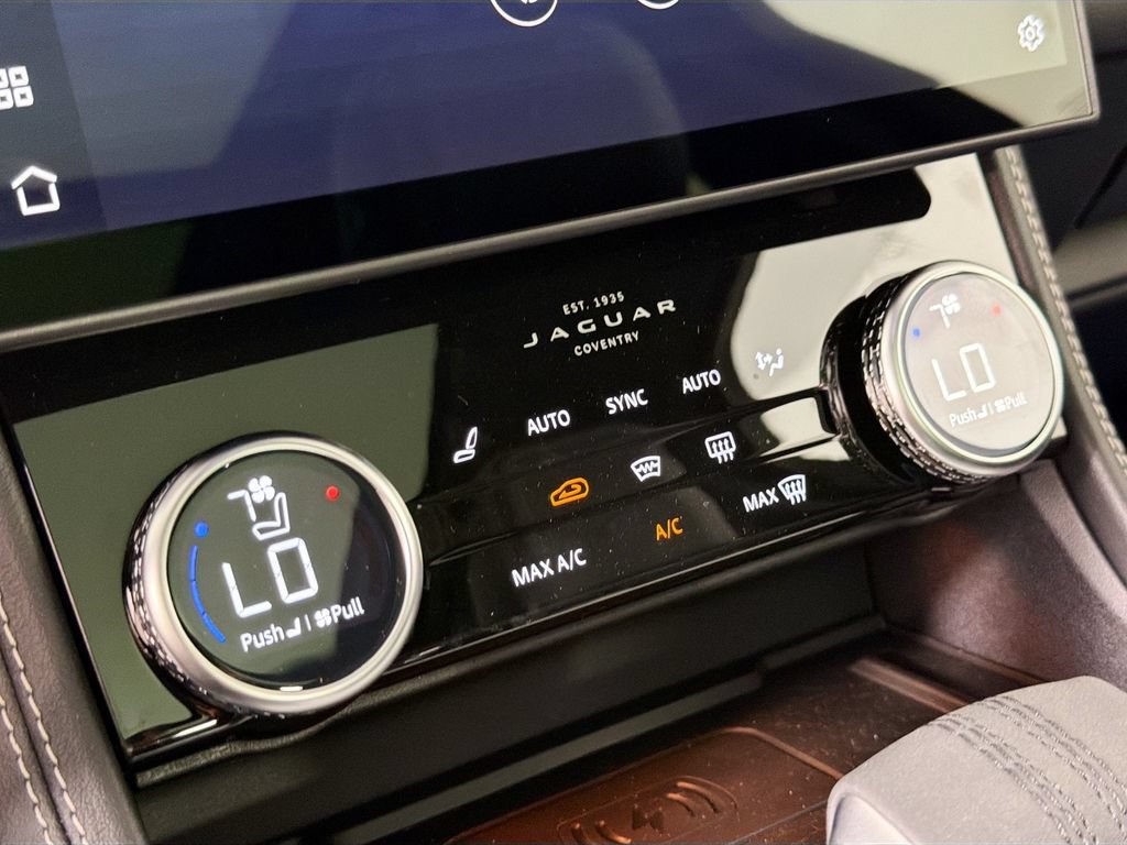 New 2026 Jaguar F-PACE R-Dynamic S AWD/4WD image 16