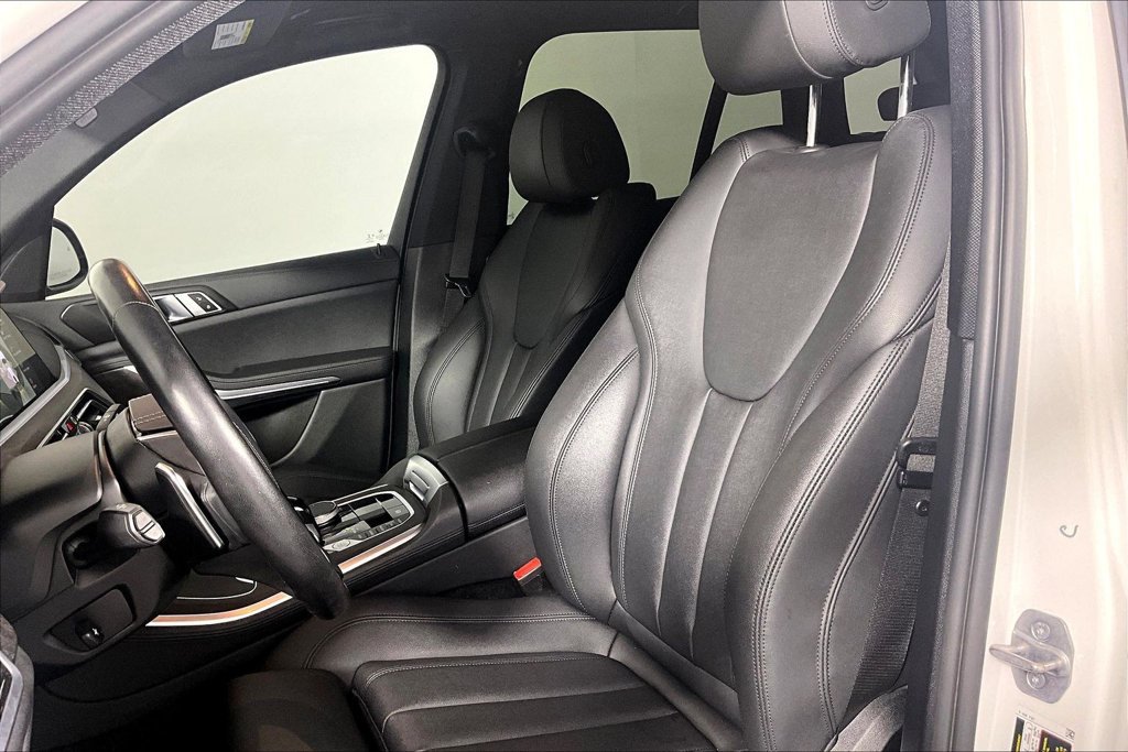 Used 2022 BMW X5 xDrive40i w/ Premium Package AWD/4WD image 25
