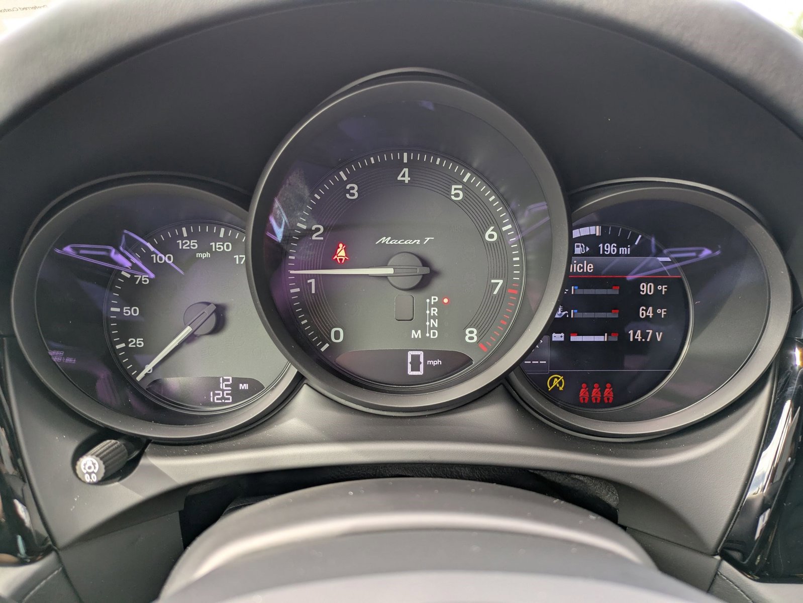 New 2026 Porsche Macan Turbo image 16