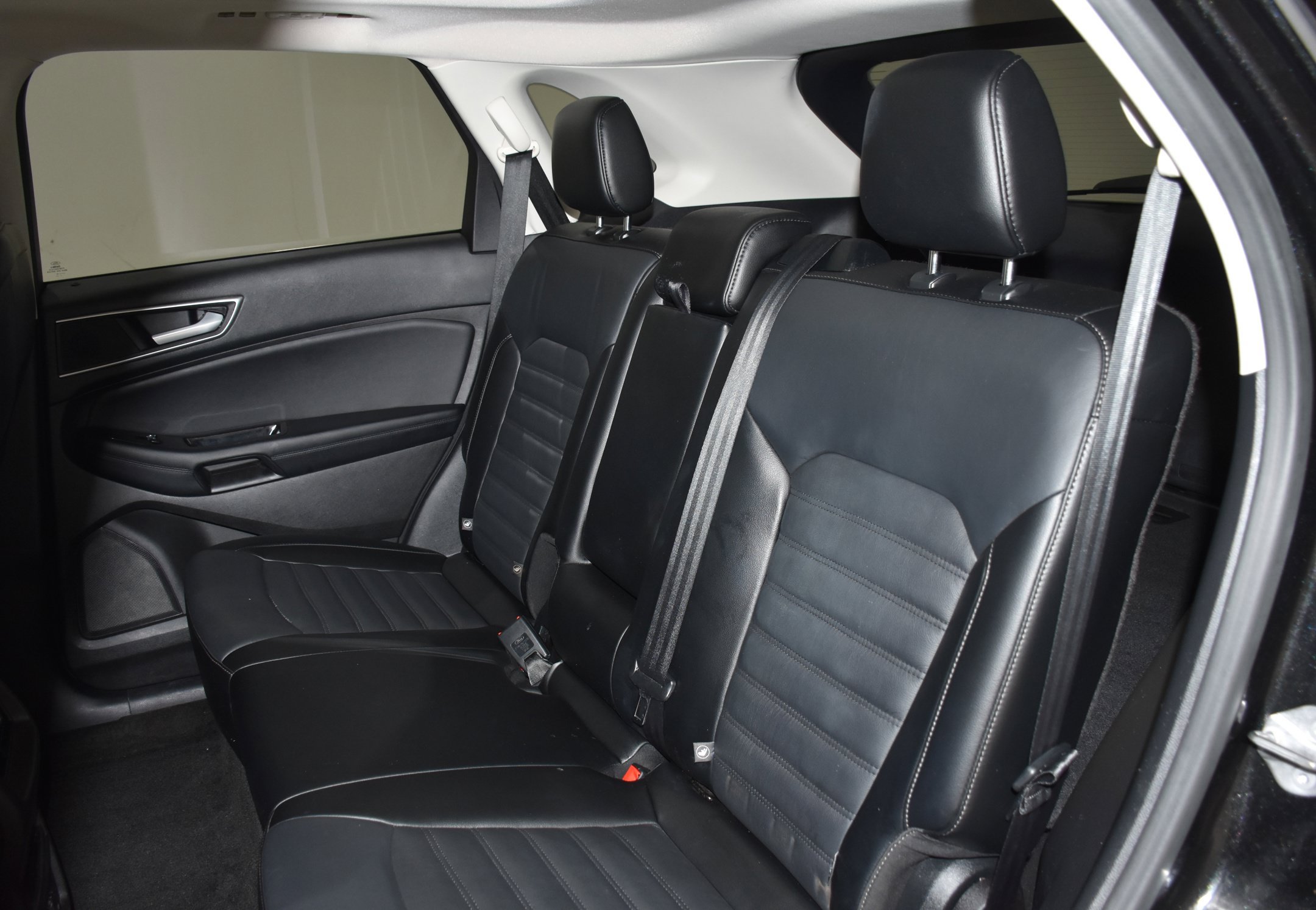 Used 2015 Ford Edge SEL w/ Equipment Group 201A AWD/4WD image 28