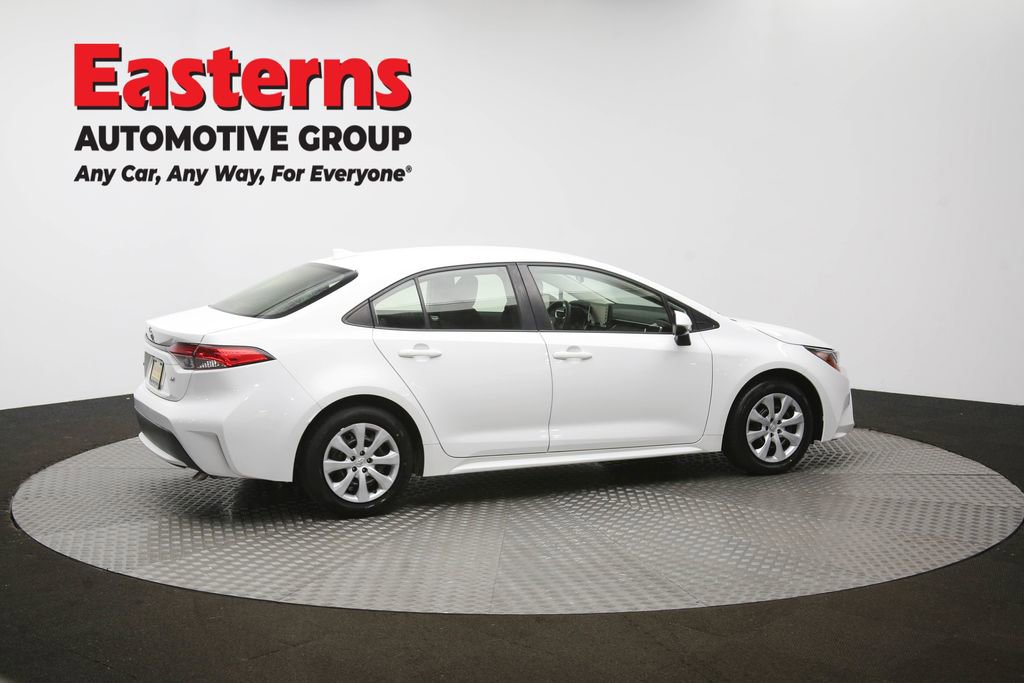 Used 2022 Toyota Corolla LE image 42