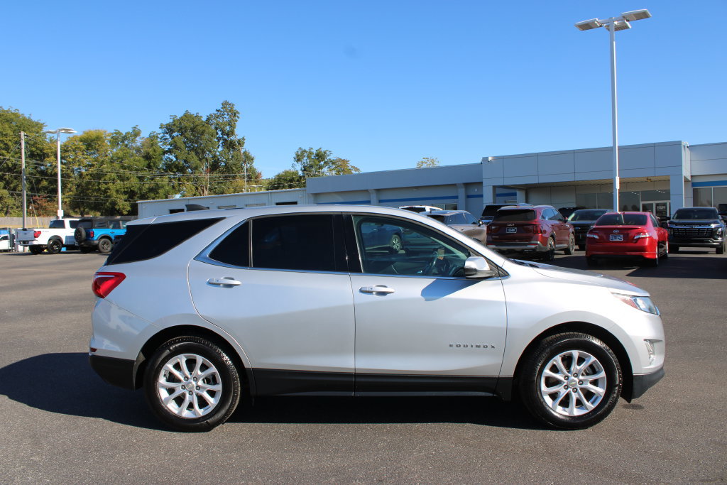 Used 2018 Chevrolet Equinox LT FWD image 11