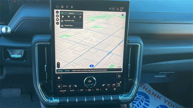 Used 2025 GMC Yukon XL Denali image 15