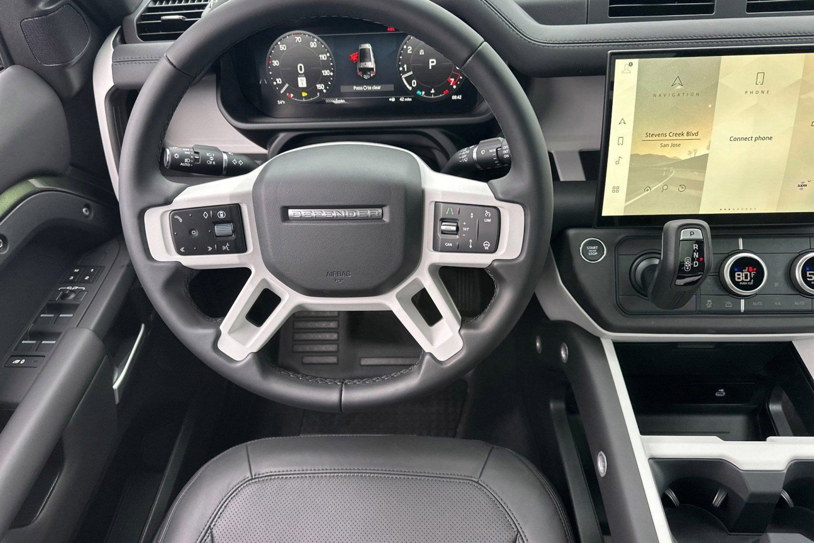 New 2026 Land Rover Defender 130 X-Dynamic SE image 25