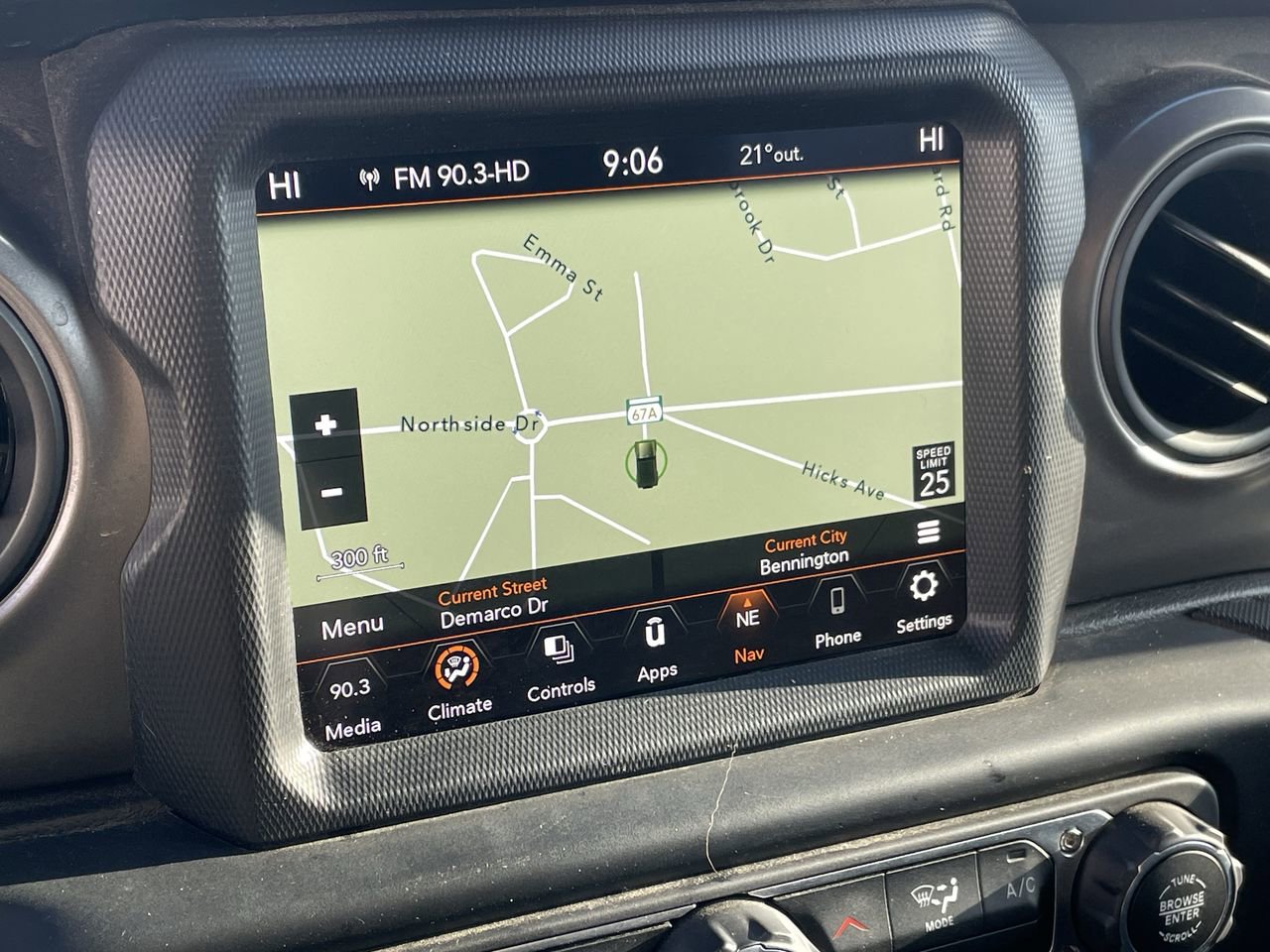 Used 2023 Jeep Wrangler Unlimited Sport AWD/4WD image 18